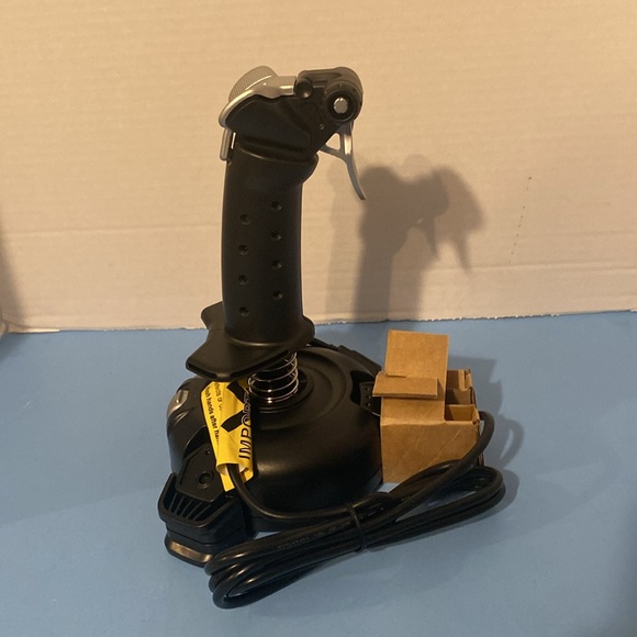 SAITEK ST50 USB Action Stick and Throttle - Picture 4 of 8